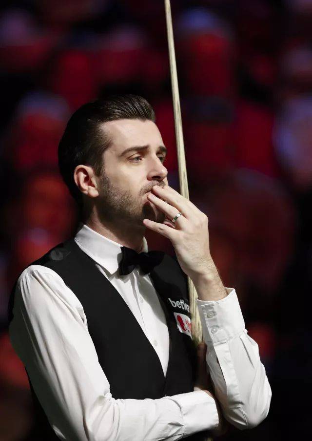 他的领导在 他的领导在