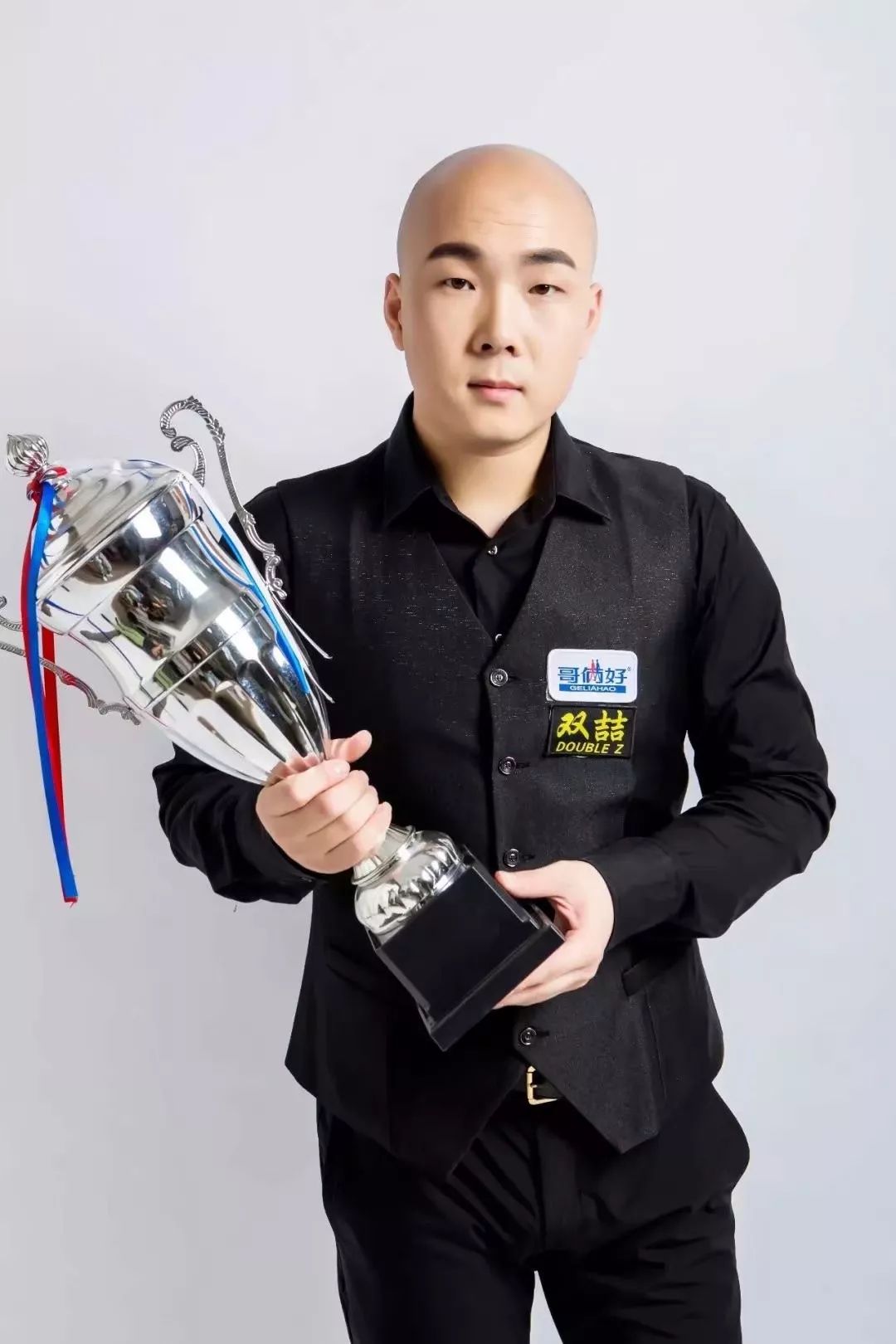 展采取强硬 展采取强硬